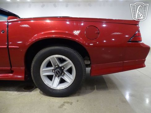 Used 1991 Chevrolet Camaro RS image 31