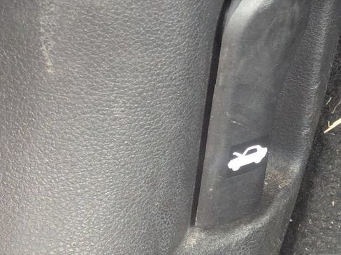 Used 2024 Nissan Sentra SV FWD image 33