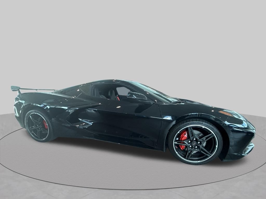 Used 2025 Chevrolet Corvette Stingray Preferred Cpe w/ Battery Protection Package RWD image 11