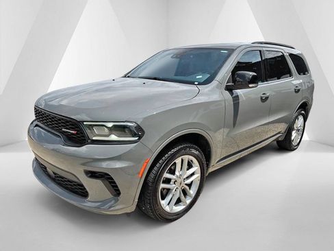 Used 2024 Dodge Durango GT AWD/4WD image 3