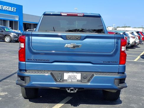 Used 2024 Chevrolet Silverado 1500 Custom w/ Turbomax Blackout Package AWD/4WD image 19