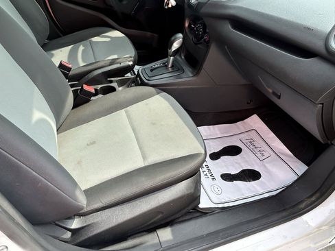 Used 2015 Ford Fiesta S FWD image 12