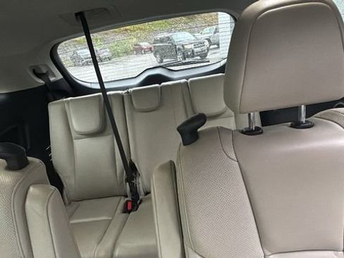Used 2021 Subaru Ascent Limited w/ Technology Package AWD/4WD image 19