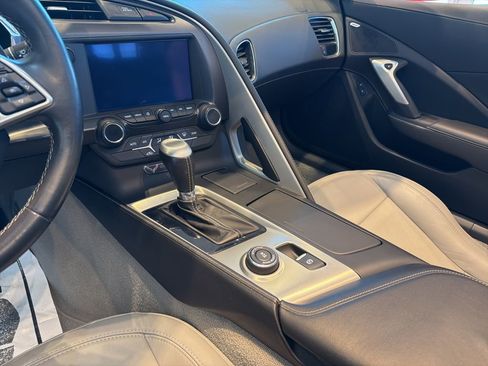 Used 2014 Chevrolet Corvette Stingray Coupe image 13