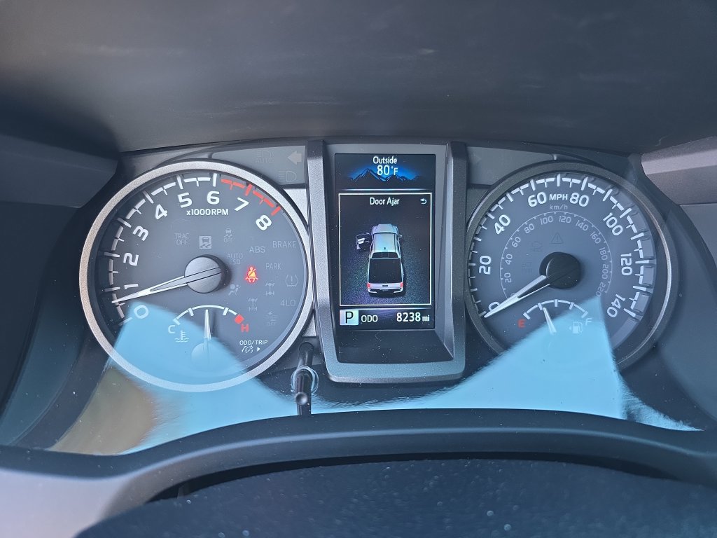 Used 2022 Toyota Tacoma TRD Sport w/ Technology Package AWD/4WD image 24
