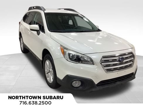 Used 2015 Subaru Outback 2.5i Premium image 3