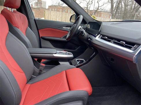 Certified 2023 BMW X1 xDrive28i w/ M Sport Package image 25