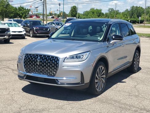 Certified 2024 Lincoln Corsair Reserve w/ Equipment Group 201A AWD/4WD image 3