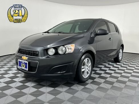 Used 2015 Chevrolet Sonic LT image 1