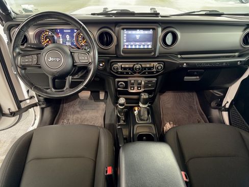 Used 2022 Jeep Wrangler Sport AWD/4WD image 17