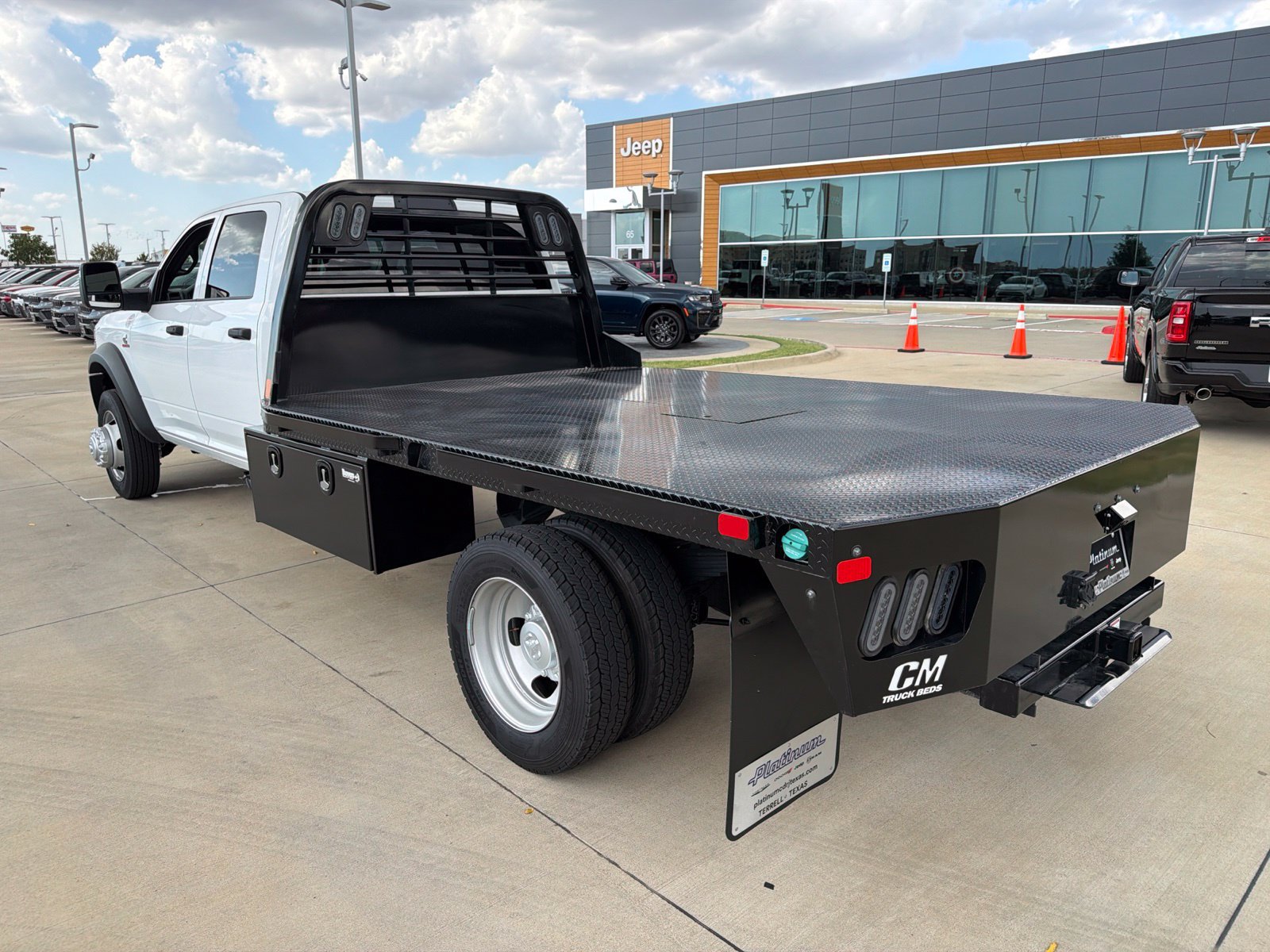 New 2026 RAM 5500 Tradesman w/ Chrome Appearance Group AWD/4WD image 4