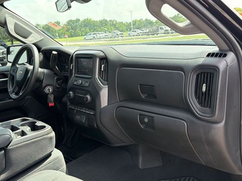 Used 2022 Chevrolet Silverado 1500 Custom RWD image 26