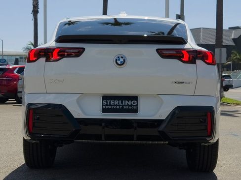 New 2026 BMW X2 xDrive28i w/ Technology Package AWD/4WD image 16