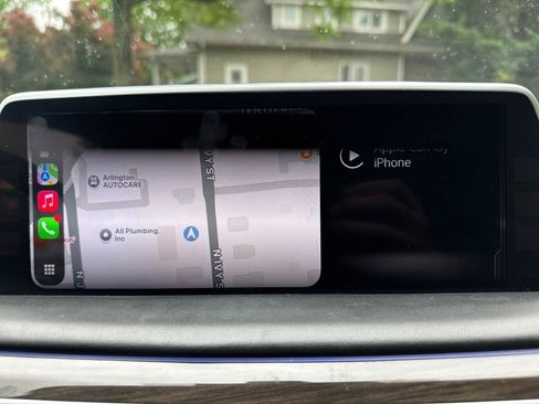 Used 2018 BMW 750i xDrive AWD/4WD image 24