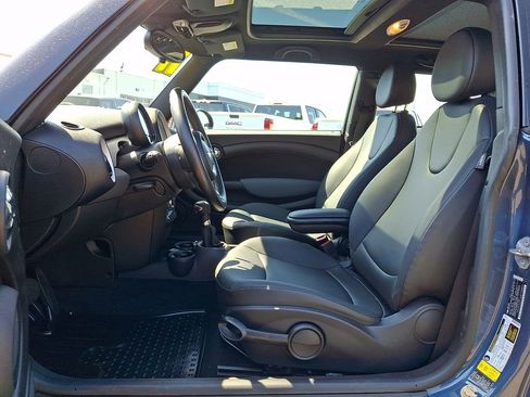 Used 2011 MINI Cooper Hardtop FWD image 16