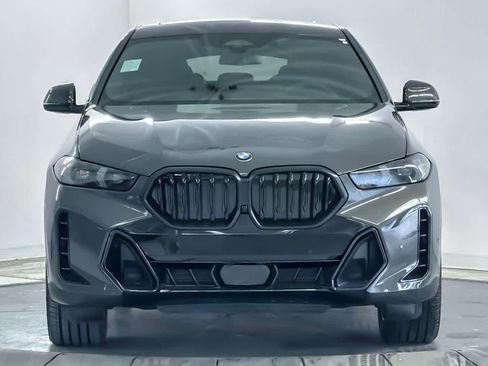 New 2026 BMW X6 xDrive40i w/ Premium Package image 10