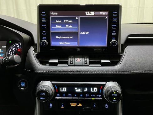 Certified 2022 Toyota RAV4 XLE Premium image 17