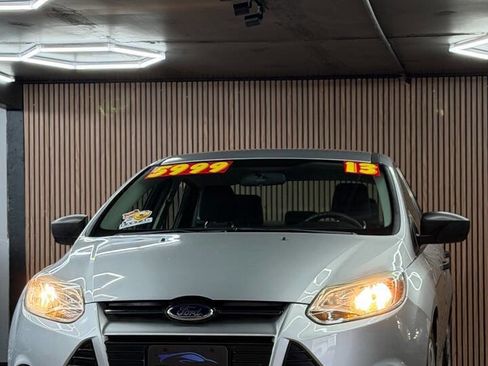Used 2013 Ford Focus S FWD image 1