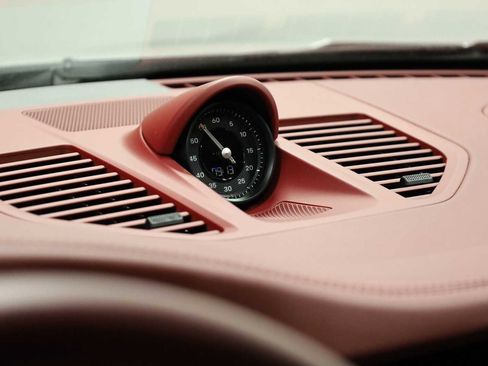 Certified 2024 Porsche 911 Carrera 4S AWD/4WD image 18