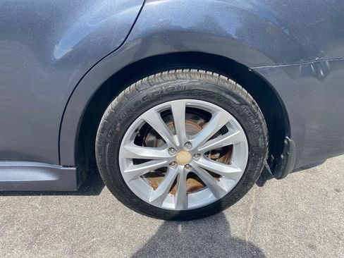 Used 2014 Subaru Legacy 2.5i Premium AWD/4WD image 11