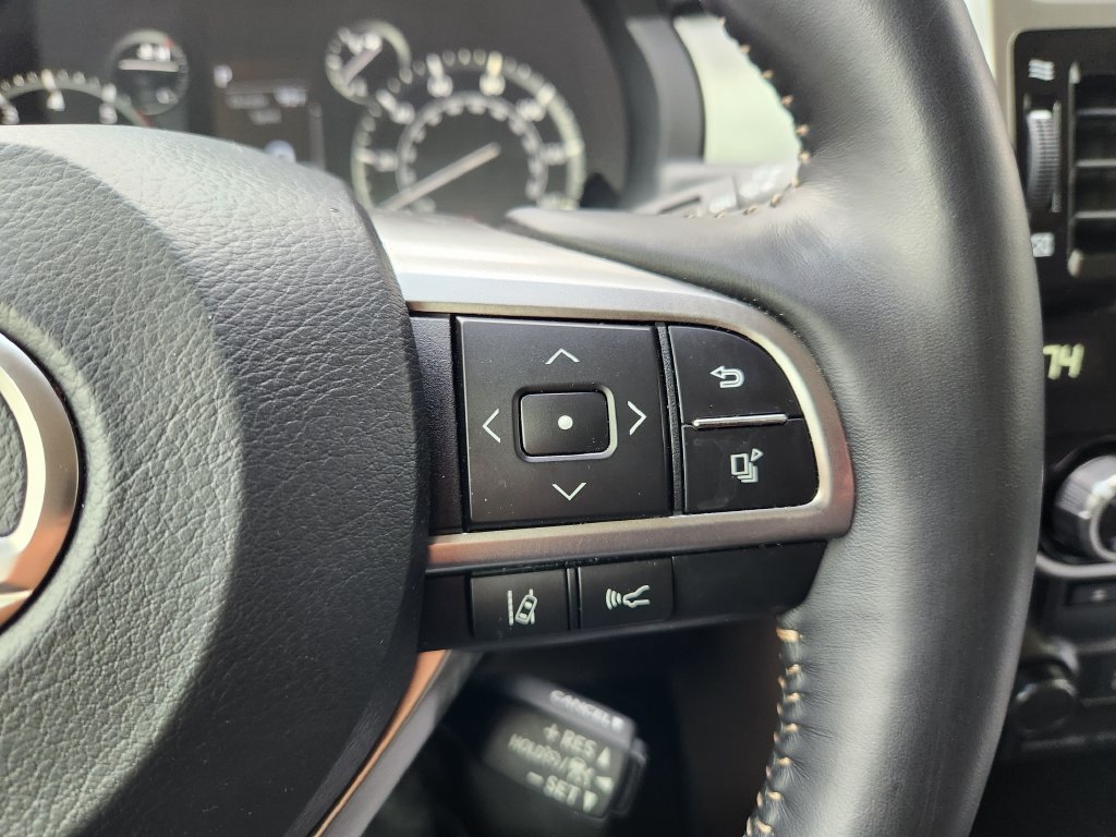 Used 2022 Lexus GX 460 Premium w/ Premium Package AWD/4WD image 29