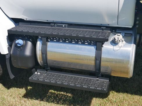 New 2025 Ford F750 2WD Regular Cab Super Duty image 22
