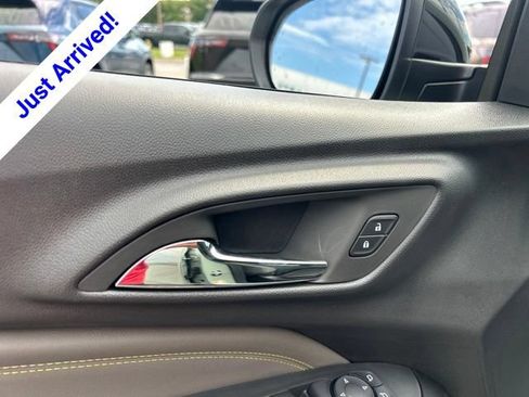 New 2026 Chevrolet Trax ACTIV FWD image 12