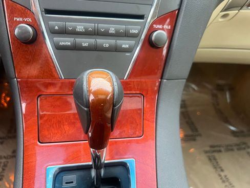 Used 2011 Lexus ES 350 image 28