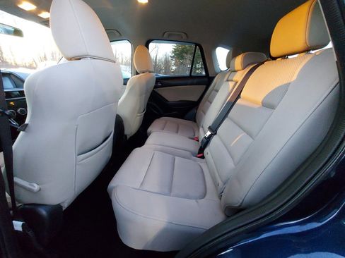 Used 2016 MAZDA CX-5 Touring image 9