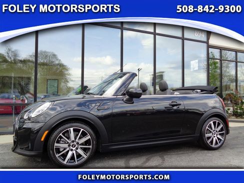 Used 2024 MINI Cooper S FWD image 1