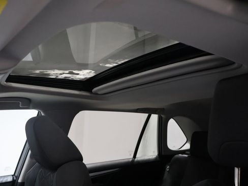 Used 2024 Toyota RAV4 XLE image 9