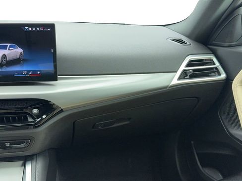 Used 2025 BMW 230i xDrive Coupe image 21