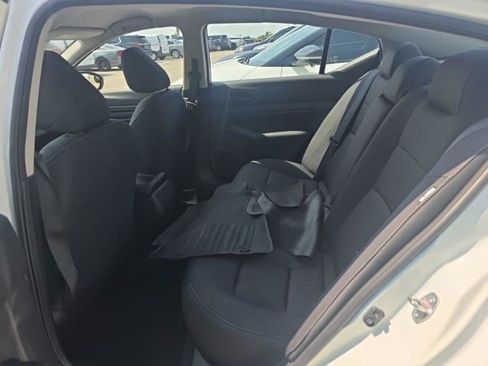 Used 2025 Nissan Altima 2.5 S FWD image 4