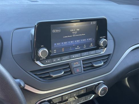 Used 2023 Nissan Altima 2.5 S image 24