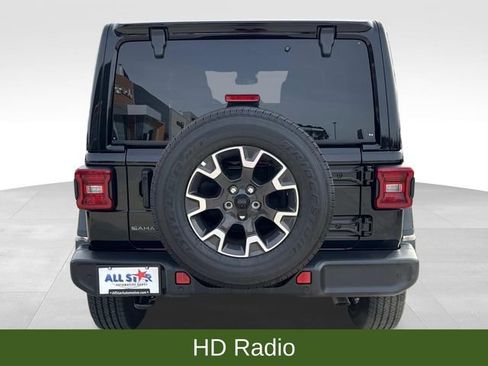 Used 2025 Jeep Wrangler Sahara image 6