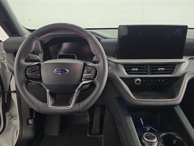Used 2026 Ford Explorer ST-Line w/ ST-Line Street Pack AWD/4WD image 12