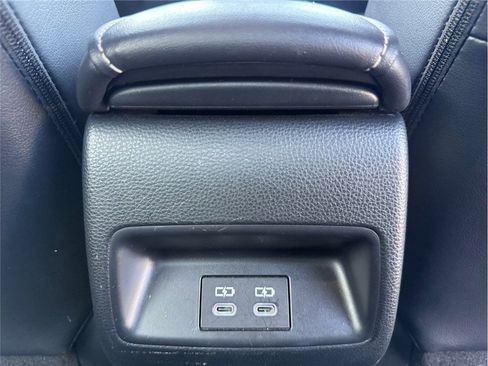 Used 2024 Toyota Corolla XLE image 33