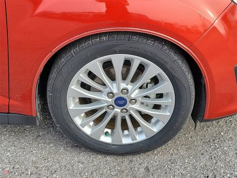 Used 2018 Ford C-MAX SE w/ Equipment Group 201A image 7