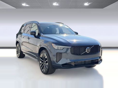New 2026 Volvo XC90 T8 Ultra w/ Lounge Package image 7