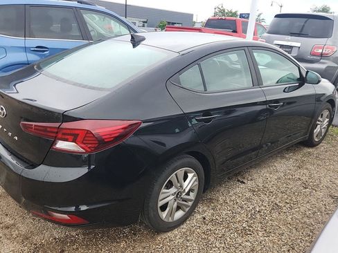 Used 2019 Hyundai Elantra SEL w/ Cargo Package FWD image 4