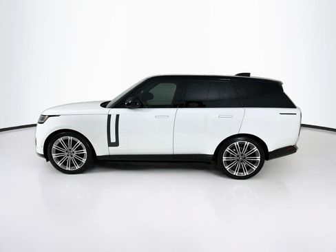 Used 2024 Land Rover Range Rover SE AWD/4WD image 5