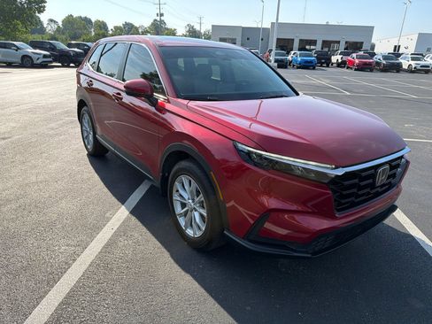 Used 2025 Honda CR-V EX image 8