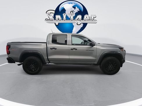 Used 2024 Chevrolet Colorado Trail Boss w/ Technology Package image 12