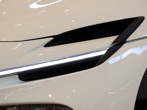 Certified 2024 Ferrari Purosangue image 24