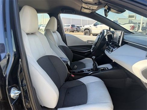 Used 2022 Toyota Corolla XSE image 29