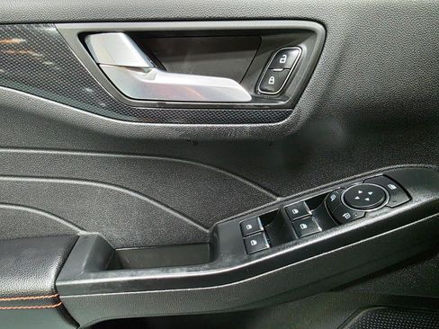 Used 2025 Ford Escape ST-Line Select w/ Tech Pack #1 AWD/4WD image 18
