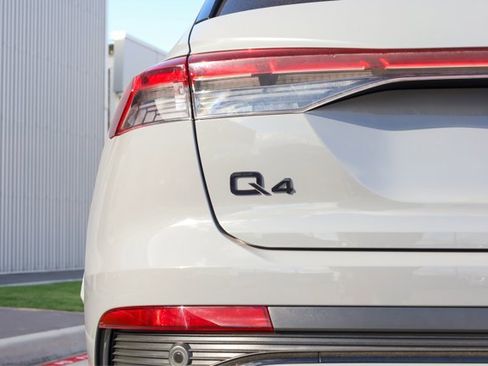New 2026 Audi Q4 e-tron Premium Plus image 6