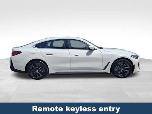 Used 2023 BMW i4 eDrive35 w/ Premium Package RWD image 9