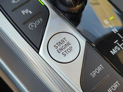 Used 2021 BMW 330i Sedan w/ Premium Package image 51