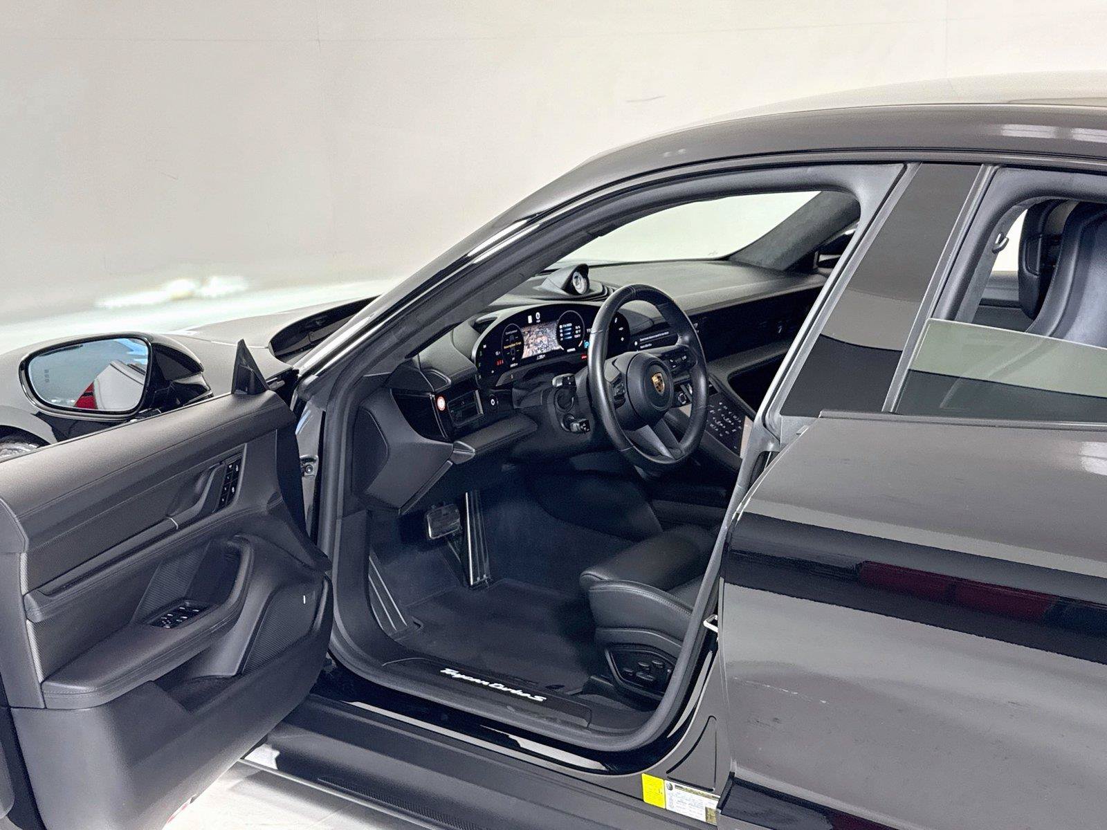 Used 2021 Porsche Taycan Turbo S w/ Premium Package AWD/4WD image 11